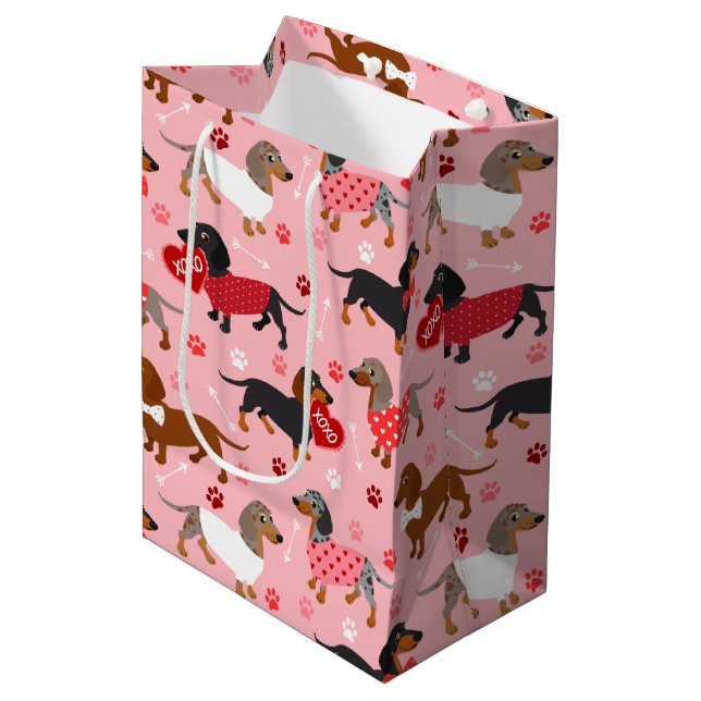 Sac cadeau moyen Valentine Dachshund (Devant Angle)