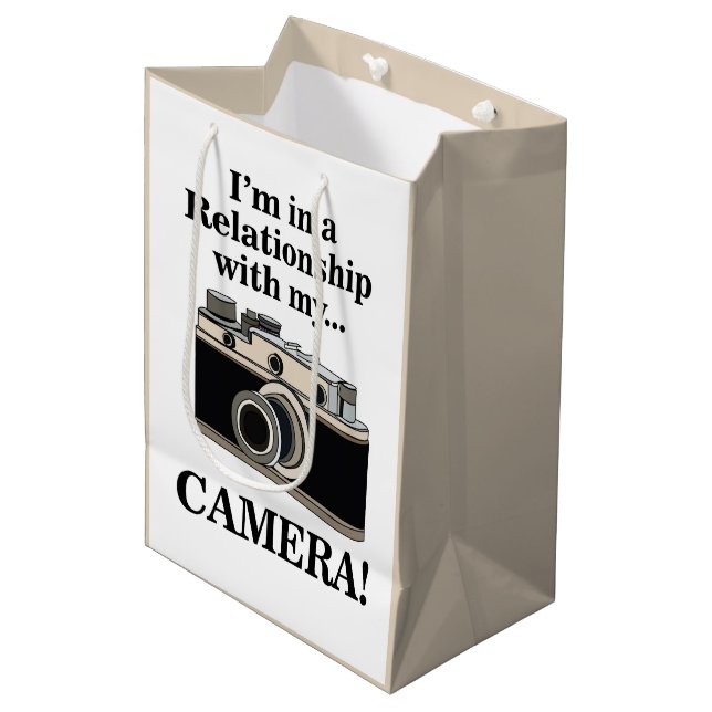Sac Cadeau Moyen Vintage Camera Funny Photographer Birthday (Devant Angle)