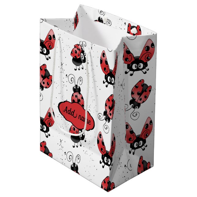 Sac Cadeau Moyen Whimsical Ladybug Avec Paint Splateaux Moyen Cadea (Devant Angle)