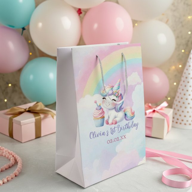 Sac Cadeau Moyen Whimsical Unicorn Rainbow Anniversday Party cadeau (Créateur téléchargé)