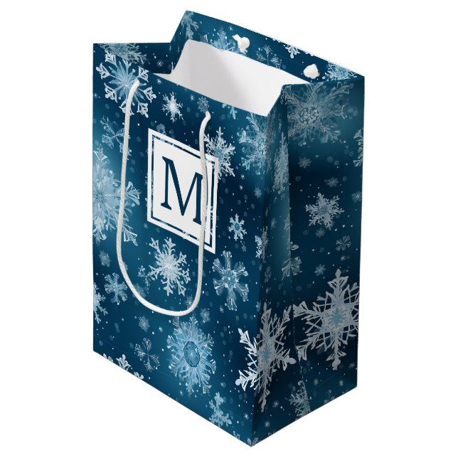 Sac Cadeau Moyen Wonderland Snowflakes Snowfall Blue White (Devant Angle)