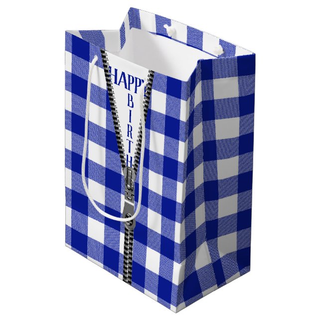 Sac Cadeau Moyen Zipper Anniversaire Sur Buffalo Plaid (Devant Angle)