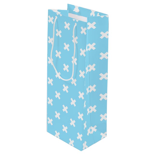 Sac Cadeau Pour Bouteille Croix blanche sur le bleu bébé (Devant Angle)