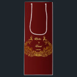 Sac Cadeau Pour Bouteille Mariage Royal Burgundy Gold Peacock<br><div class="desc">Unique Design featuring Royal Burgundy Gradient background and abstract Gold Sparkling Peacocks for your special wedding event. C'est It qui veut le style de l'art de l'art. C'est différent ! Personalize with your own information. If you need to move the text, or change the size, font, or color, click Customize...</div>