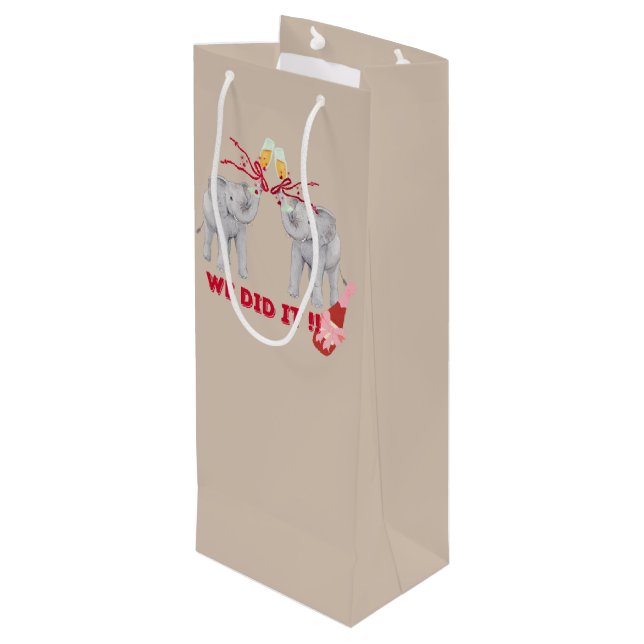 Sac Cadeau Pour Bouteille Trump Harris Kennedy Biden drôle d'éléphant mignon (Dos Angle)