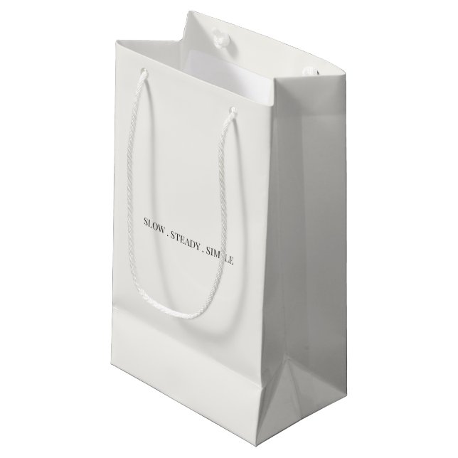 Sac Cadeau Simple, Régulier, Minimaliste – Neutre (Devant Angle)