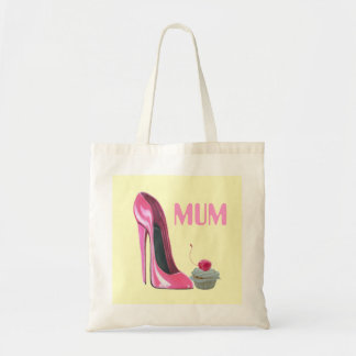 Sac de cadeau de maman avec la chaussure et le
