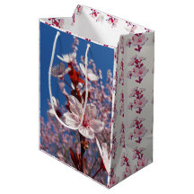 Sac de cadeau moyen fleuri du printemps polonais