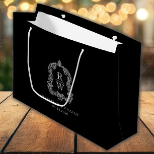 Sac de mariage noir et blanc poussiéreux à armoiri