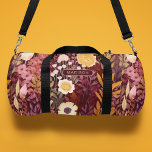 Sac De Sport Fleurs sauvages Motif Nom personnalisé<br><div class="desc">Wild Country Flowers Motif Personnalisé Nom Duffle Sac de sport Sac de sport Duffle dispose d'un modèle floral de fleurs de pays en bordeaux,  jaune et blanc. Ajoutez votre monogramme,  nom ou texte personnalisé pour un cadeau fabuleux pour votre famille et vos amis. Créé par Evco Studio www.zazzle.com/store/evcostudio</div>