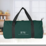 Sac De Sport Monogramme blanc foncé classique moderne minimal<br><div class="desc">Ce sac en duffel élégant et moderne est doté d'un monogramme serif classique et d'un nom sans serif en blanc sur un arrière - plan vert foncé.</div>
