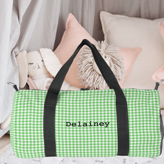 Sac De Sport Nom En vichy vert correspondant au nouveau-né Hosp (Green Gingham Name Matching Newborn Hospital Duffle Bag)