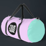 Sac De Sport Pastel Cute | Logo et texte personnalisés<br><div class="desc">bleu pastel classique et violet lavande | Logo d'entreprise personnalisé et texte moderne Entreprise Imprimé Duffle sac</div>