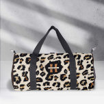 Sac De Sport Peau léopard, Motif animal moderne, Monogramme<br><div class="desc">Découvrez l'essence de la modernité et l'esprit personnel avec le Motif animal moderne de PixeliaDesigns Peau léopard Monogram Duffel Sac. Conçu pour les femmes qui chérissent l'unicité, ce sac en duffel présente un motif de peau léopard contemporain, mêlant harmonieusement mode et fonctionnalité pour la danse, le voyage, l'exercice ou les...</div>