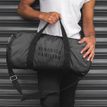 Sac De Sport Style tendance Black Out moderne minimaliste simpl<br><div class="desc">Un design noir étonnant avec une typographie moderne en bloc noir sur un arrière - plan gris fusain. Le texte peut facilement être customisé pour un design aussi unique que vous êtes !</div>