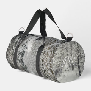 Sac De Sport Voyage hivernal à travers la forêt