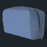 Sac de toilette bleu Gunmetal élégant Sacs Murugi<br><div class="desc">Print Cut Sew Toiletry Bag Que vous alliez à la salle de sport ou que vous fassiez un voyage de week-end, gardez vos articles de toilette organisés sans sacrifier votre style personnel avec notre kit Dopp Ce sac de voyage emblématique est en tissu robuste en polyester avec fermeture éclair, assurant...</div>