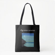 Sac fourre-tout bleu et noir esthétique.