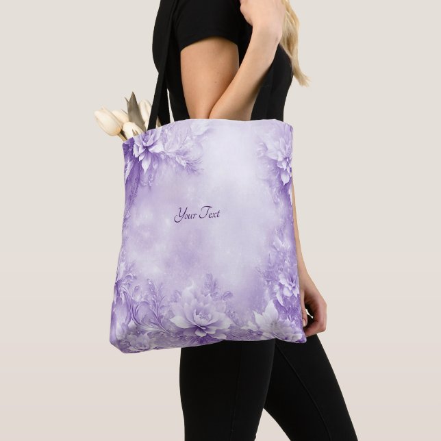 Sac fourre-tout de fleurs blanches violettes (De près)