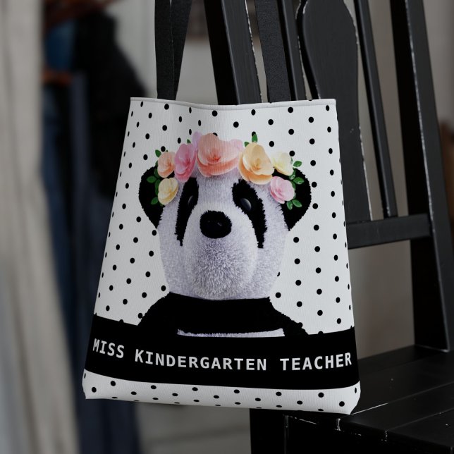 Sac fourre-tout enseignant panda mignon à pois (A cute panda bear tote bag with flowers in her hair. Just add your teacher name!)