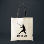 Sac fourre-tout fait sur commande à joueur de<br><div class="desc">Sac fourre-tout fait sur commande à joueur de tennis avec la citation drôle ; Embrassez mon as ! Silhouettez la conception de logo avec le modèle de typographie de sports. Idée sportive de cadeau d'anniversaire pour des femmes et des enfants des hommes. En outre gentil pour des cadeaux, des présents,...</div>