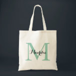 Sac fourre-tout Monogramme initial, vert et noir<br><div class="desc">Un grand sac fourre-tout pour à peu près n'importe qui ! Ce sac est muni d'une grande initiale et d'un nom unique. Ajoutez vos informations sur le formulaire modèle. Utilisez la fonction Personnaliser pour modifier la couleur,  le style,  la taille ou la position de la police.</div>