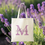 Sac fourre-tout monogramme personnalisé | lavande<br><div class="desc">Sac fourre-tout monogramme de nom personnalisé | lavande violet / couleur lilas. Design élégant de logo avec des initiales monogrammées. Idée cadeau vintage pour mariée,  filles de fleurs,  bonne d'honneur et demoiselles d'honneur en mariage.</div>