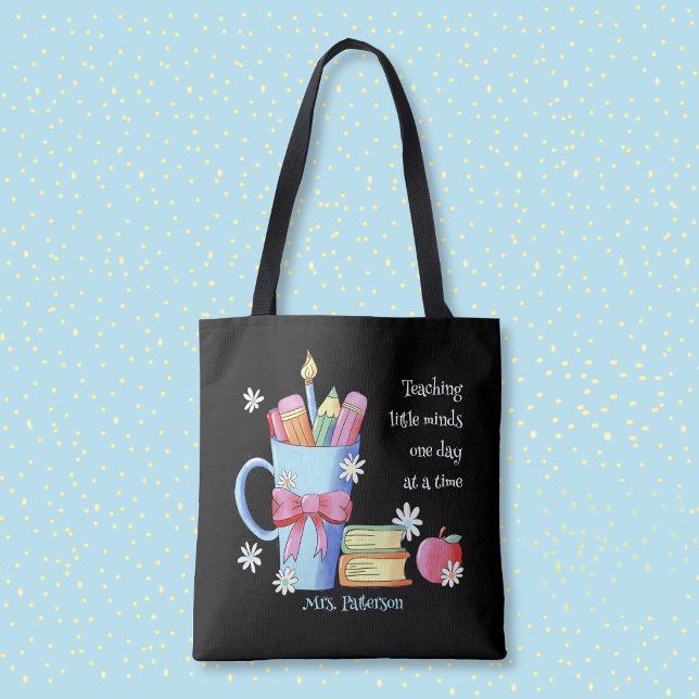 Sac fourre-tout noir pour enseignant avec citation (Teacher tote bag with watercolor art .)