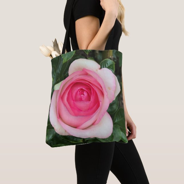 Sac fourre-tout rose (De près)