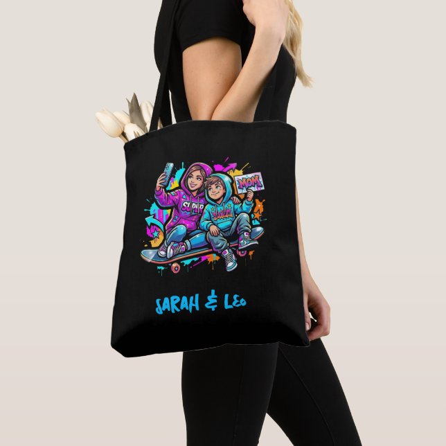 Sac noir personnalisé avec graffiti Mère & Fils (De près)