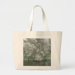Sac paysager de l'arbre blanc et de la rivière