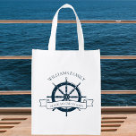 Sac Réutilisable Bateau de croisière sur mesure Roue nautique<br><div class="desc">Chic cadeau de vacances d'été réutilisable pour votre croisière sur la mer avec un volant bleu marine. Ce design à thème nautique est parfait pour le marketing d'entreprise de capitaines de bateaux ou pour commémorer un voyage spécial à la mer. Personnalisez avec votre nom de famille et votre année.</div>