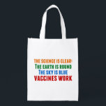 Sac Réutilisable Citation de la science du travail pour la vaccinat<br><div class="desc">Hillary Clinton cite la vaccination : la science est claire : la terre est ronde, le ciel est bleu, les vaccins fonctionnent. Sac d'épicerie coloré réutilisable pour sensibiliser aux épidémies de rougeole et à la pandémie de Covid. Veuillez vacciner vos enfants afin de prévenir la propagation de maladies et de...</div>