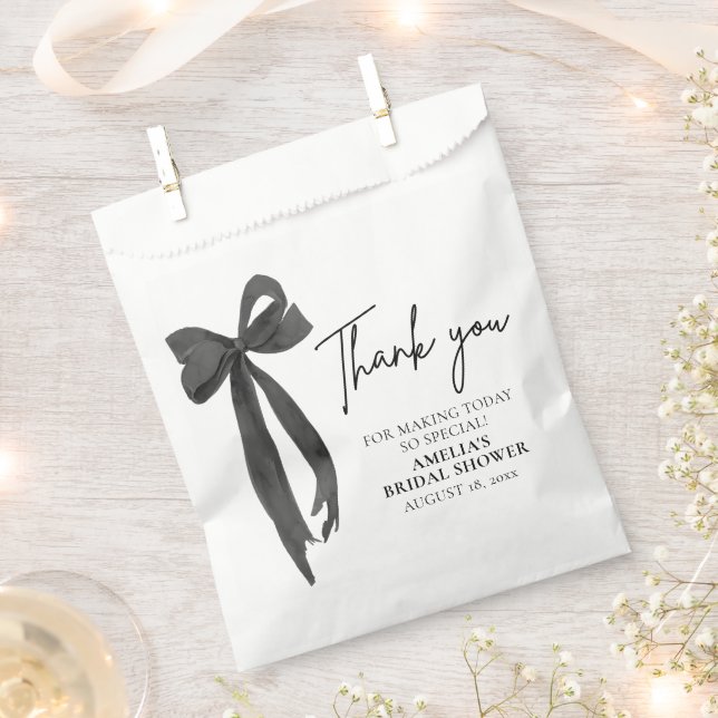 Sachets En Papier Black Bow She's Tying the Knot Fête des mariées (Coupé)