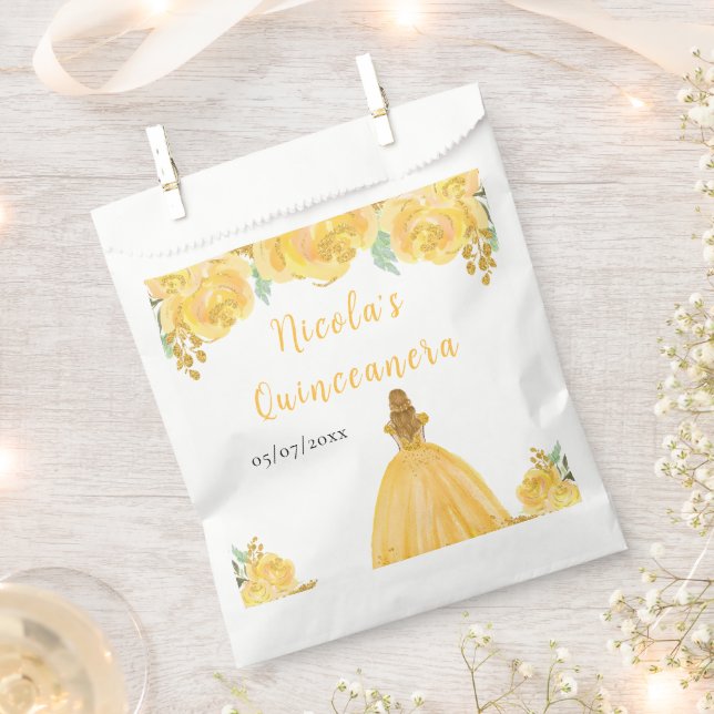 Sachets En Papier Blonde Hair Princess Gold Floral Quinceanera (Coupé)