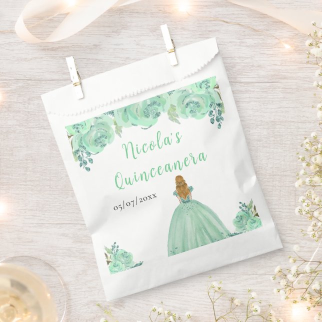 Sachets En Papier Blonde Hair Princess Mint Floral Quinceanera (Coupé)