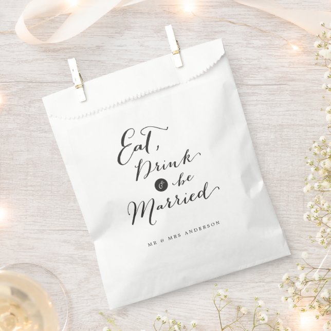 Sachets En Papier Boire et être marié Script Calligraphie Mariage (Coupé)