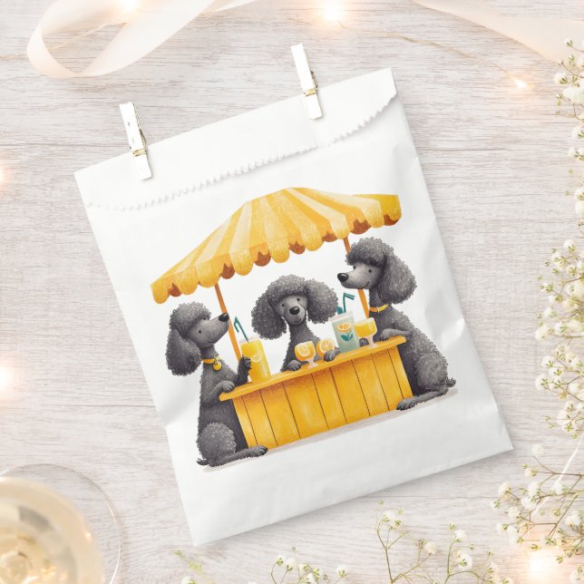 Sachets En Papier Chiens Caniches Standards Faisant Fonctionner Un S (Coupé)