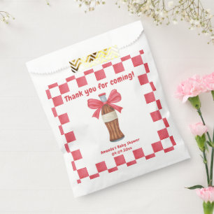 Sachets En Papier Elle est Prête à Faire Sauter une Bouteille de Sod