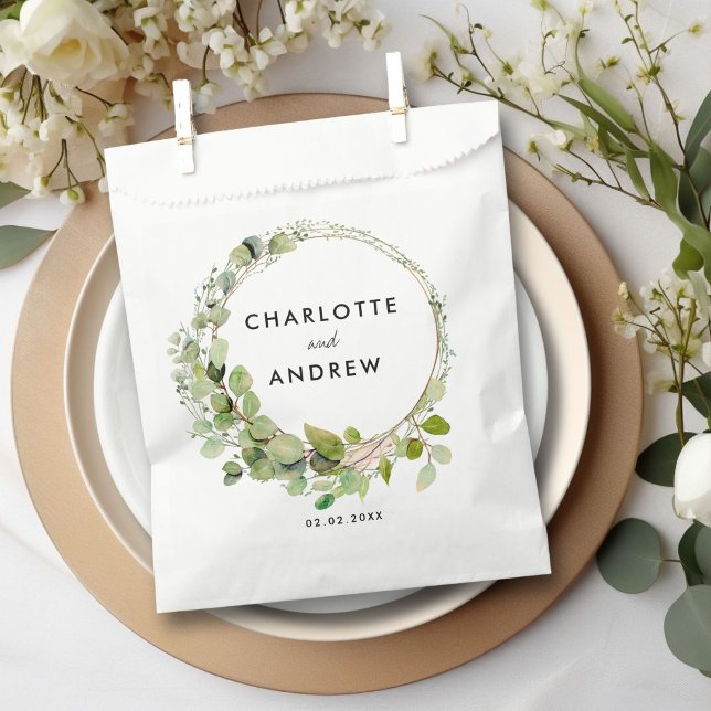 Sachets En Papier Eucalyptus simple et élégant  (Simple, elegant eucalyptus wedding favor bag with your name and date.)