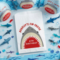 Fête d'anniversaire de morsure de requin tout âge
