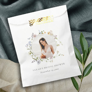 Sachets En Papier Fête des mariées photo Rustic Meadow Floral Wreath