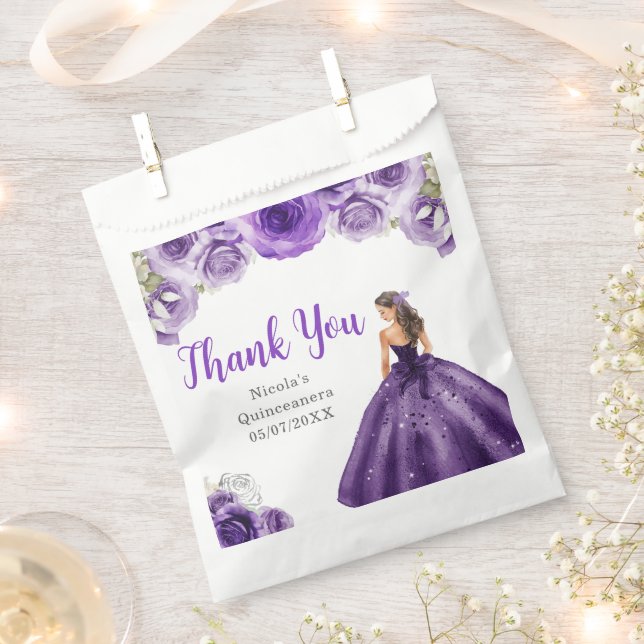 Sachets En Papier Floral Princess in Dark Purple Dress Quinceanera (Coupé)