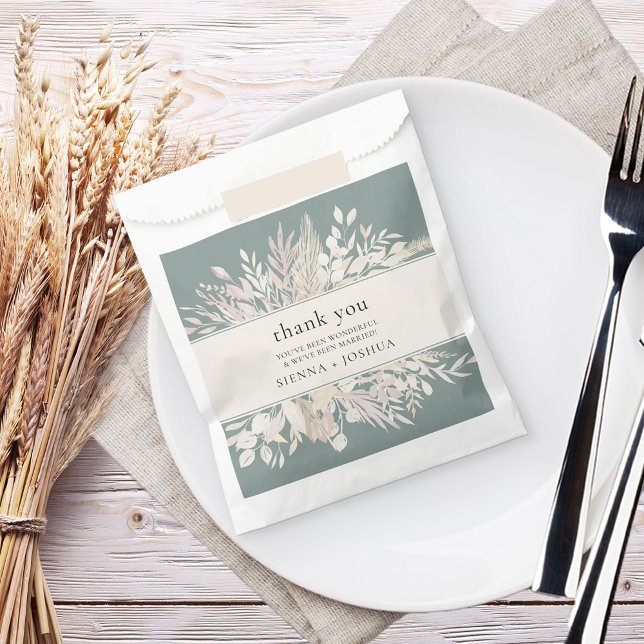 Sachets En Papier Foliage Duet Sage Merci botanique vert (Wedding favor bags in Sage Green, from my Foliage Duet collection)