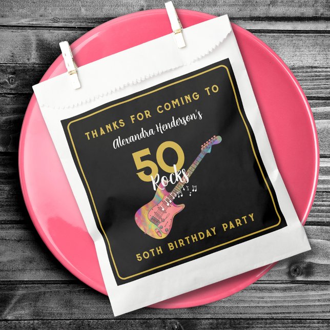 Sachets En Papier Guitare rose personnalisée 50e anniversaire Merci (50 Rocks cool pink guitar black and gold custom 50th birthday party thank you favor bag)