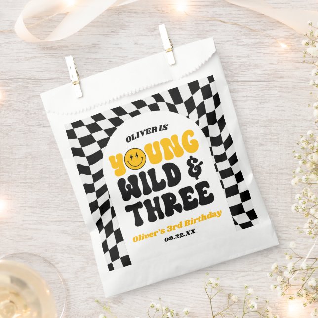 Sachets En Papier Jeune Sauvage & Trois Rétro Troisième 3ème Anniver (Coupé)