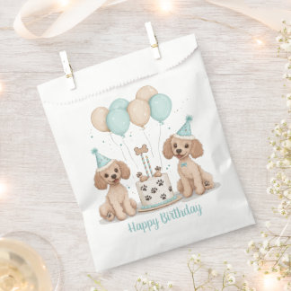 Sachets En Papier Joyeux Chiens de caniche normaux d'anniversaire