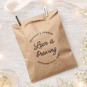 Sachets En Papier L'Amour Moderne Est En Train De Brûler La Faveur D