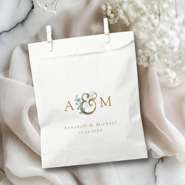 Sachets En Papier Mariage Eucalyptus Elégant moderne (Modern, elegant eucalyptus ampersand wedding favor bag with your names and date.)
