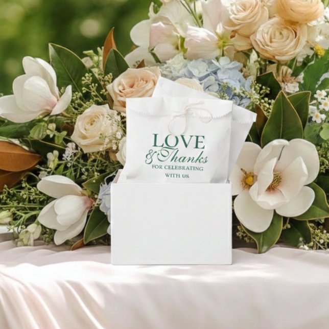 Sachets En Papier Mariage Moderne Vert Sauge Amour et Remerciements (Modern Sage Green Love and Thanks Wedding Favor Bag)